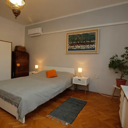 Pietas Iulia Apartment Pula Exterior photo